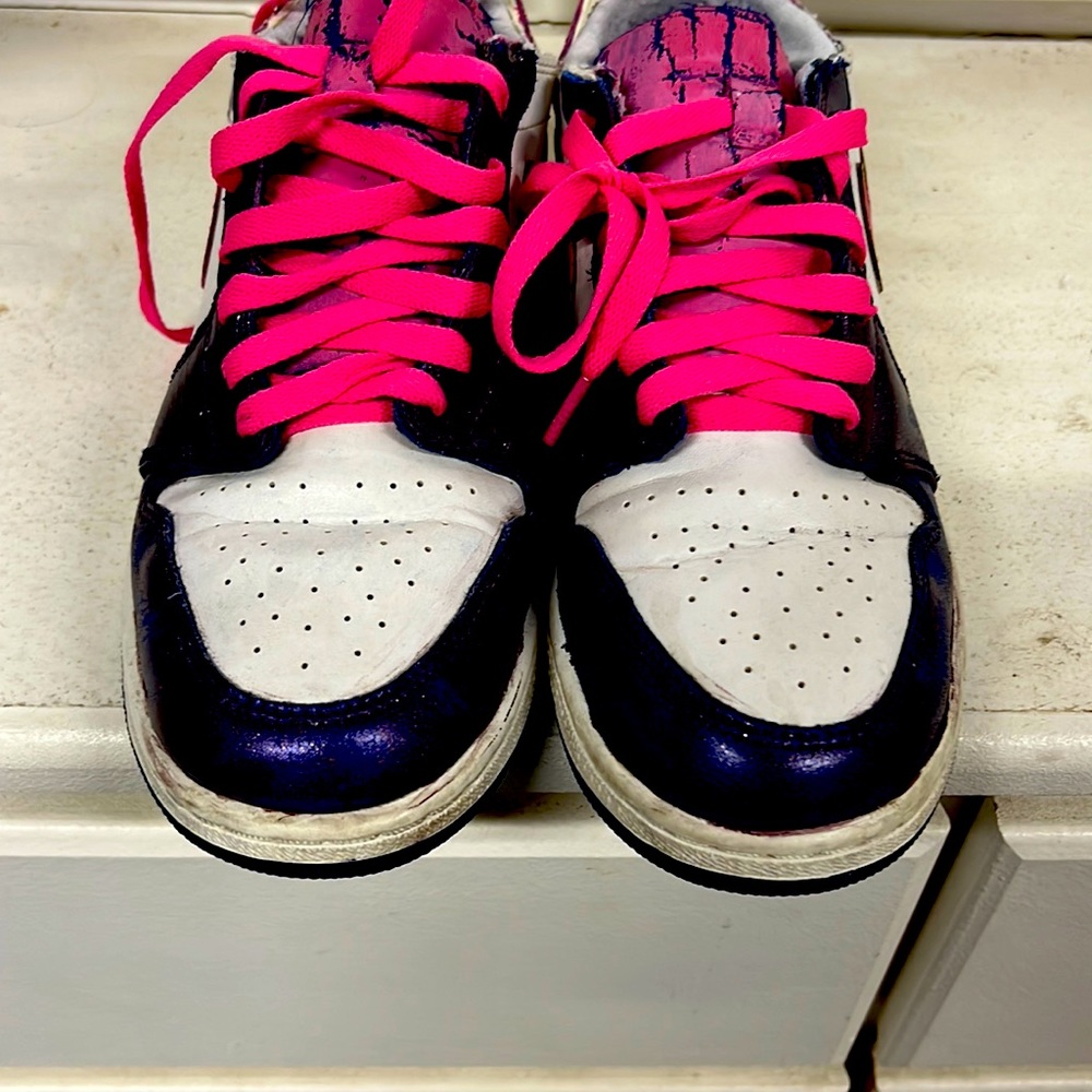 Diy Hand Painted And Altered Nike